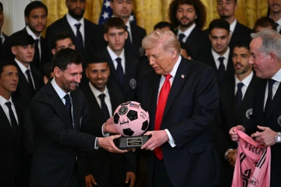 Trump to bask in World Cup final spotlight