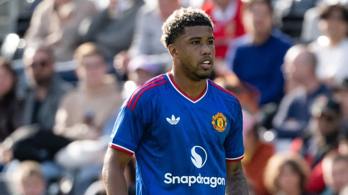 Mason Mount Gives Andrey Santos Seal of Approval After Manchester United Move