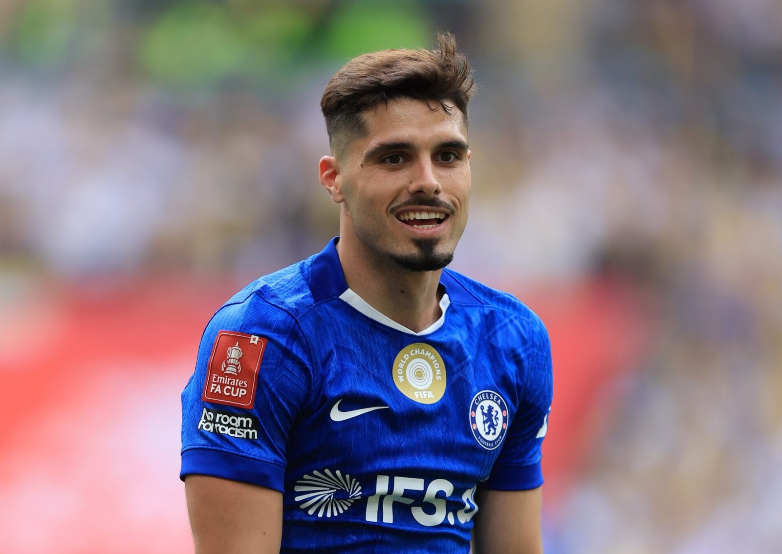 Pedro Neto Agrees Deal to Leave Chelsea After Man City and Arsenal Talks