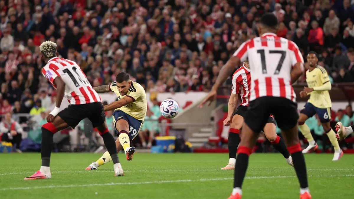Arsenal Extend Perfect Start with Convincing Victory Over Sunderland