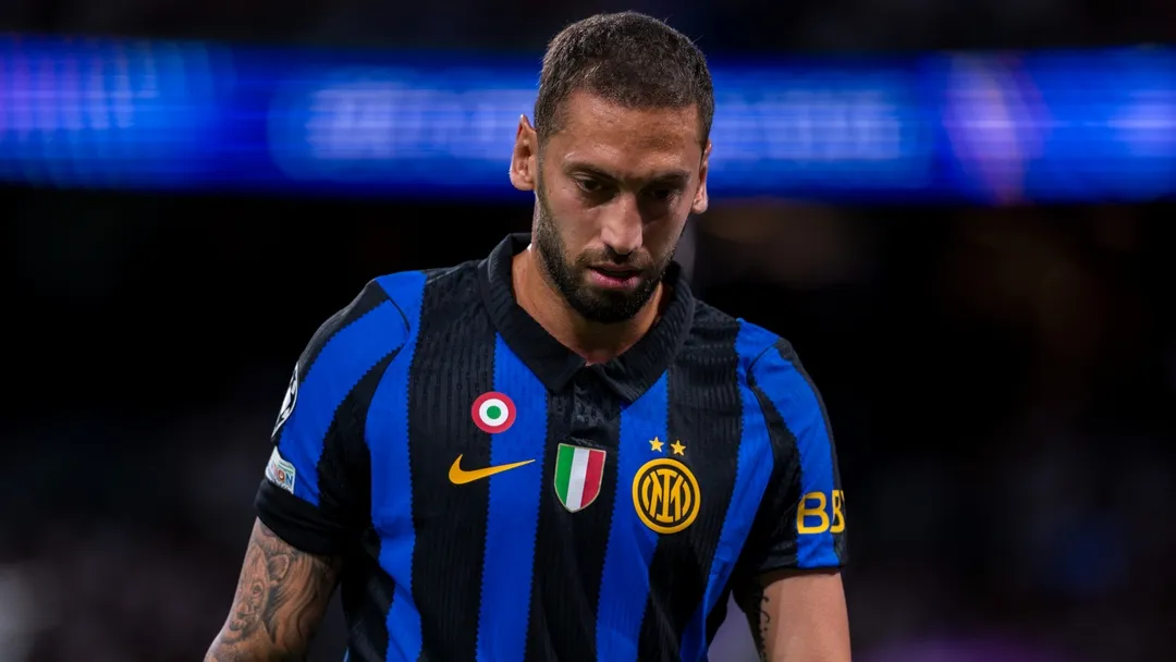 Hakan Calhanoglu Ruled Out of Inter's Top-of-the-Table Clash With Roma Due to Thigh Injury