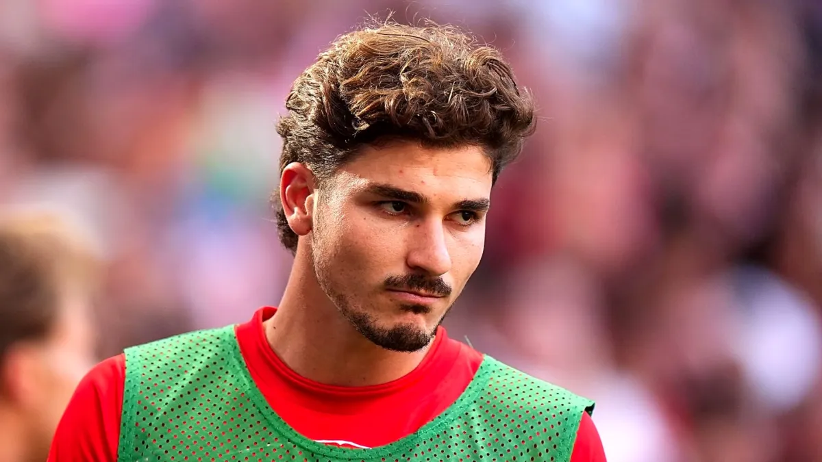 Raphinha Criticizes Atletico Madrid Over Blocked Julian Alvarez Transfer to Barcelona