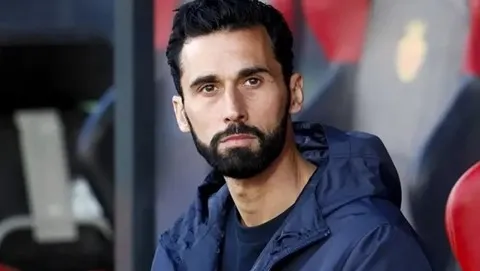 Arbeloa Accuses Referees of Protecting Manchester United in Fiery Outburst