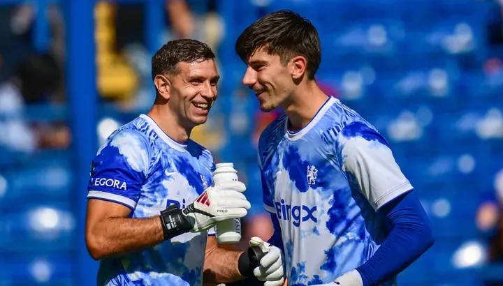 Chelsea Goalkeeper Hannah Hampton Sidelined as Blues Manage Widespread Injury Concerns