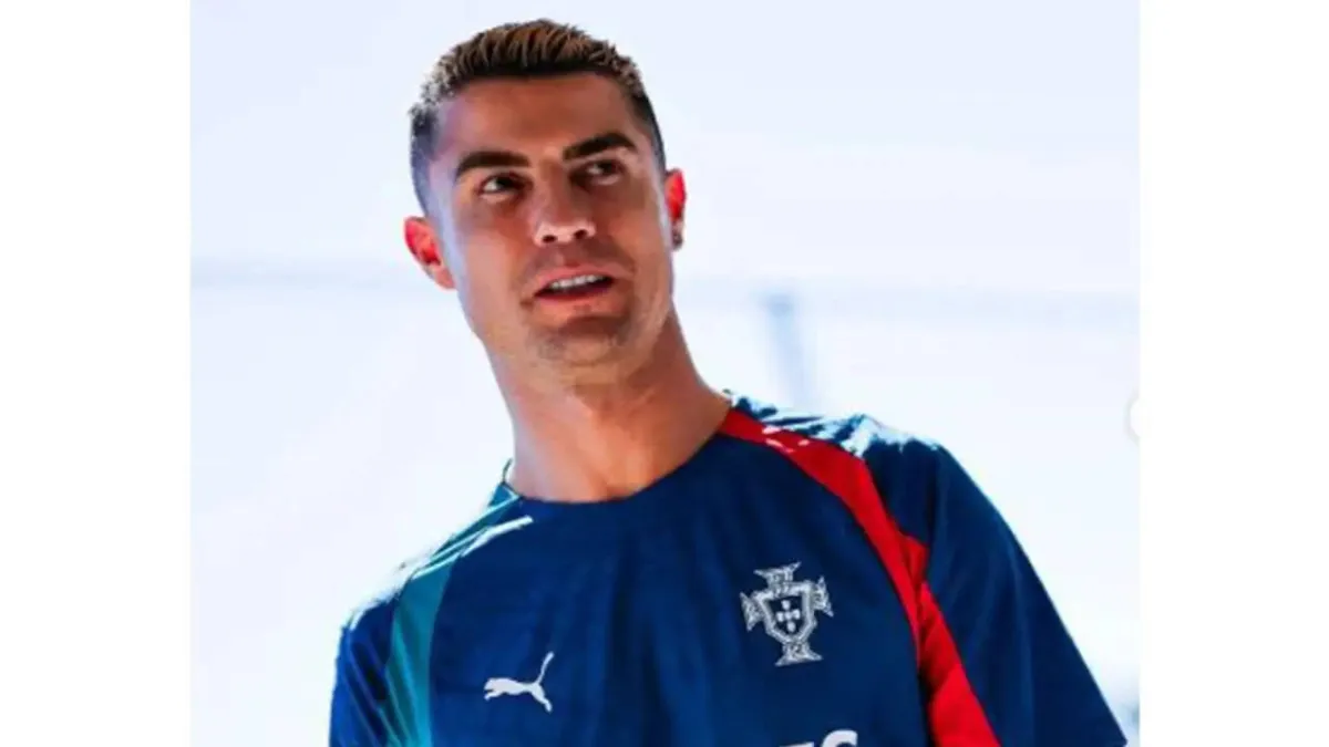 After testing positive for COVID-19, Cristiano Ronaldo...