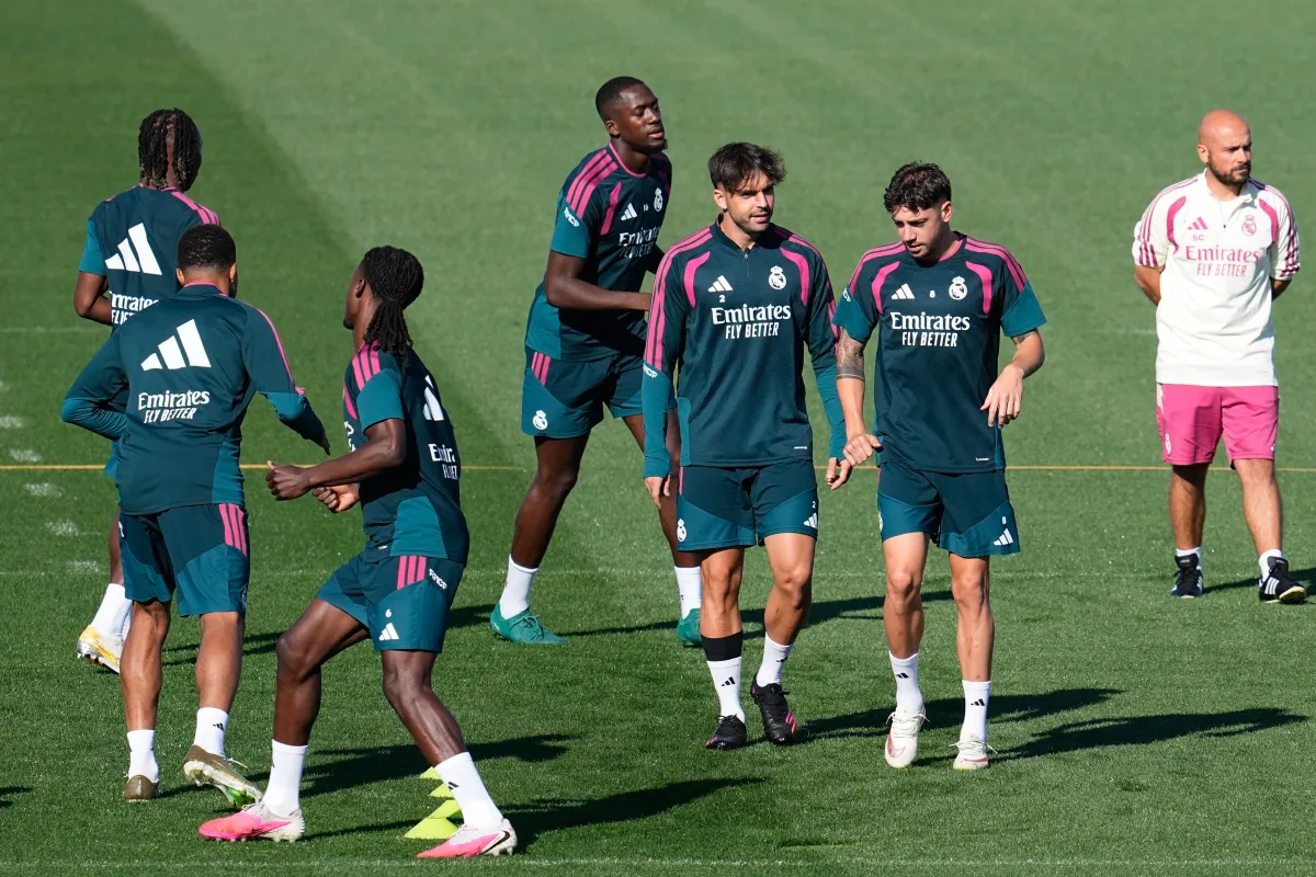 Raúl Asencio stays at Real Madrid despite Premier League interest