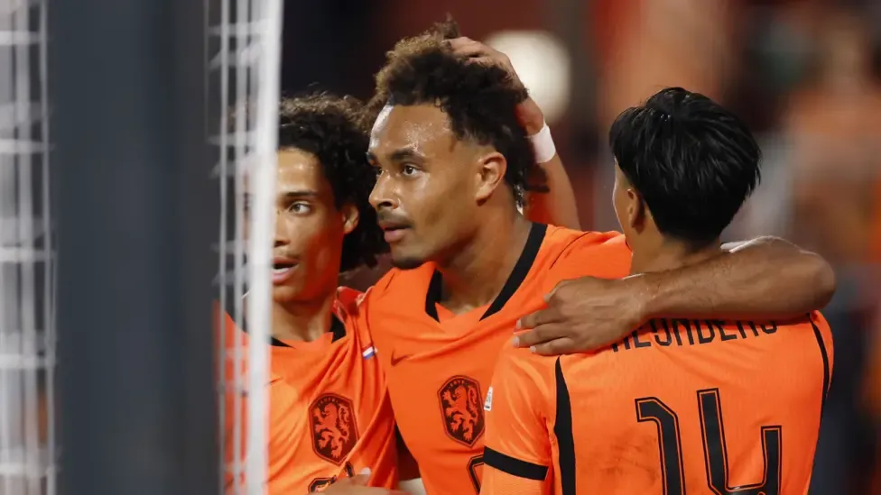 Zirkzee’s winner seals Nations League top spot as van Dijk reaches 100th cap milestone