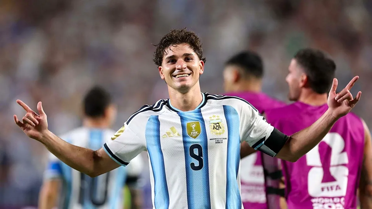 Arsenal’s Julian Alvarez bid enters decisive phase as Barcelona’s dream deal collapses
