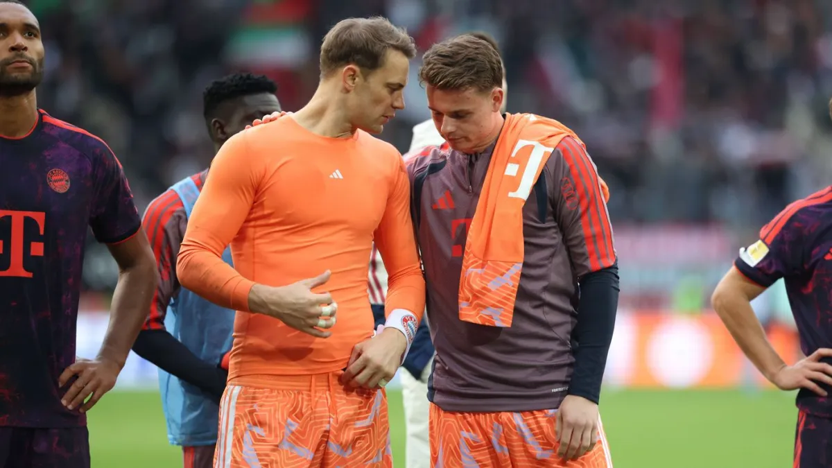 Bayern Munich’s Goalkeeping Debate Explodes After Neuer’s Costly Error Against Augsburg