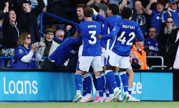 Dara O'Shea's Premier League Masterclass Puts Him in the Running for Matchweek 6 Honors