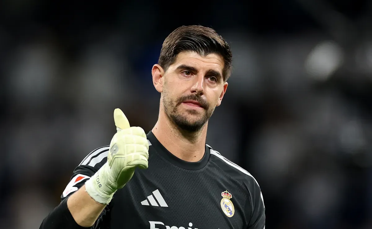 La Liga’s referee crisis deepens as Real Madrid fans turn Santiago Bernabéu into a battleground for Barcelona’s perceived favoritism