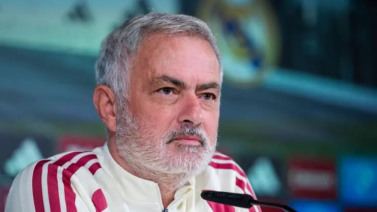 José Mourinho Dismisses Specific Plan to Stop Lamine Yamal Ahead of El Clásico