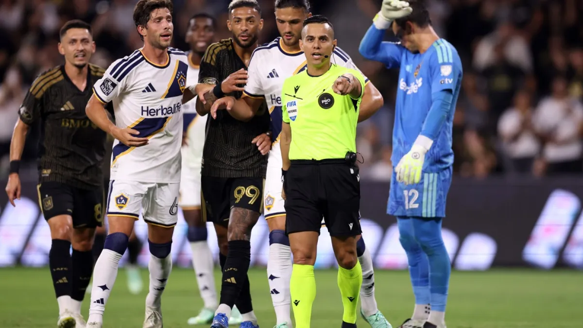 LAFC’s Dramatic Comeback Secures Playoff Berth in High-Stakes El Tráfico Showdown