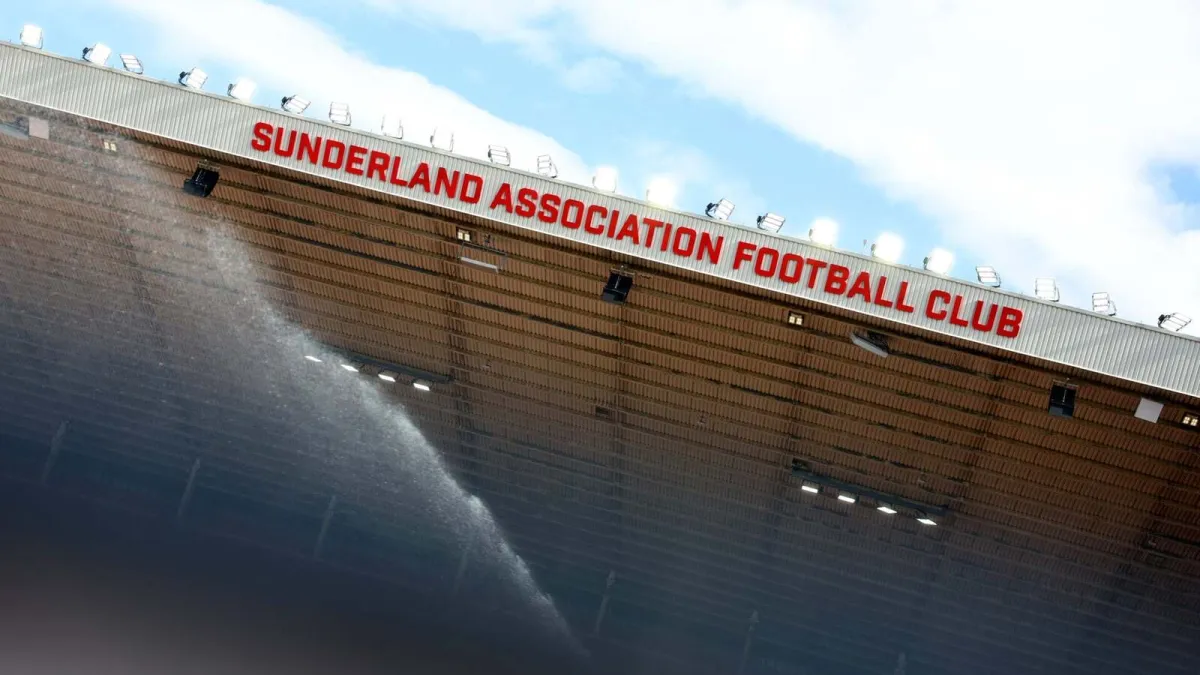 Premier League Fixture Under Siege: Sunderland vs Leeds Battle On Despite Storm Boelo Threat